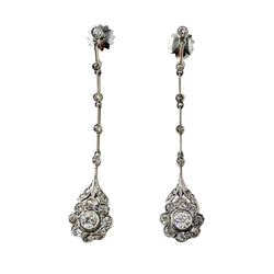 Belle Époque earrings in platinum, yellow gold, and diamonds