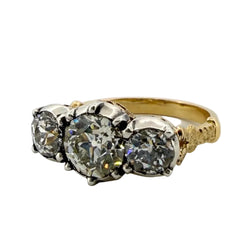 Bague Trilogie en or jaune et diamants