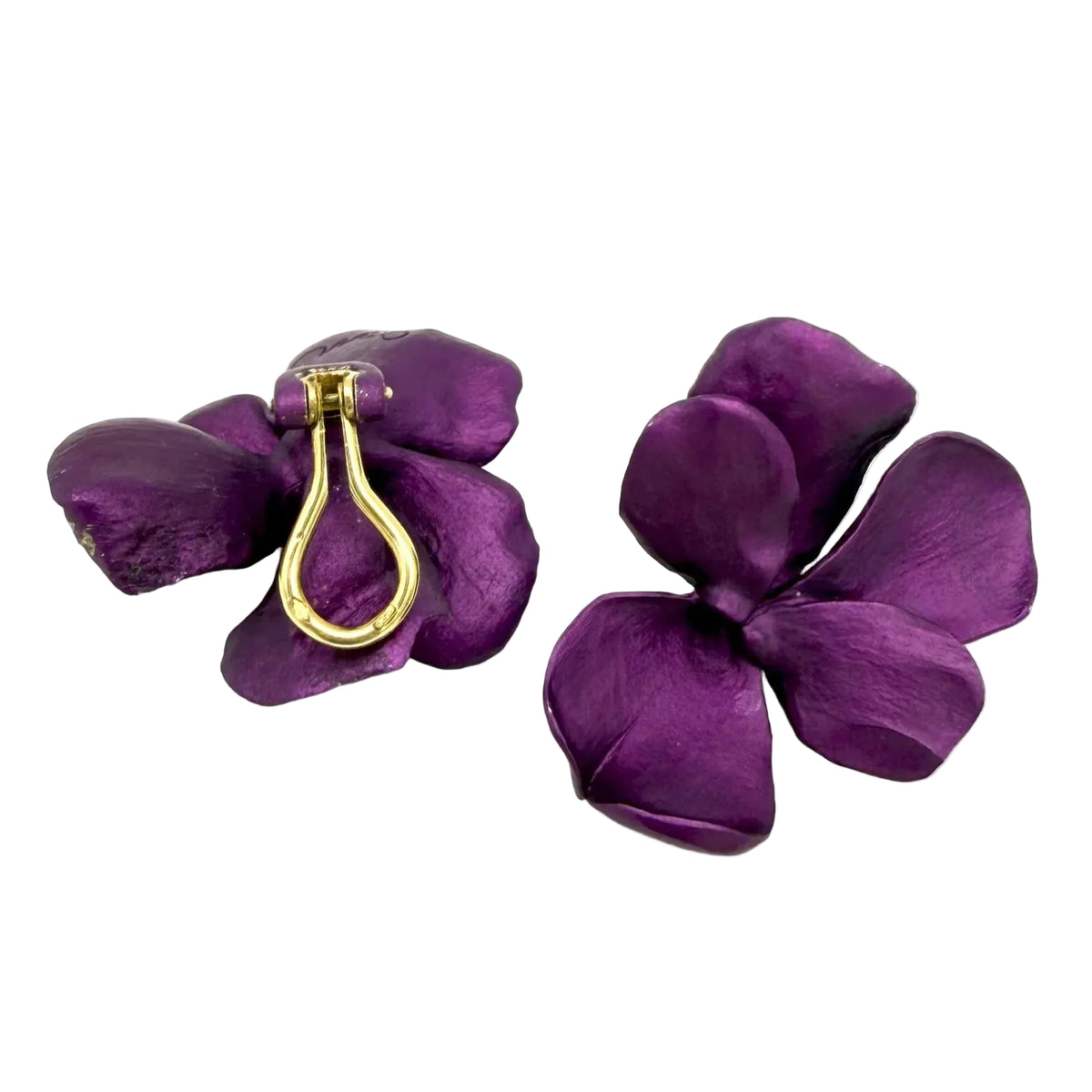 JAR "Pansy" Clip-On Earrings in Yellow Gold and Aluminum