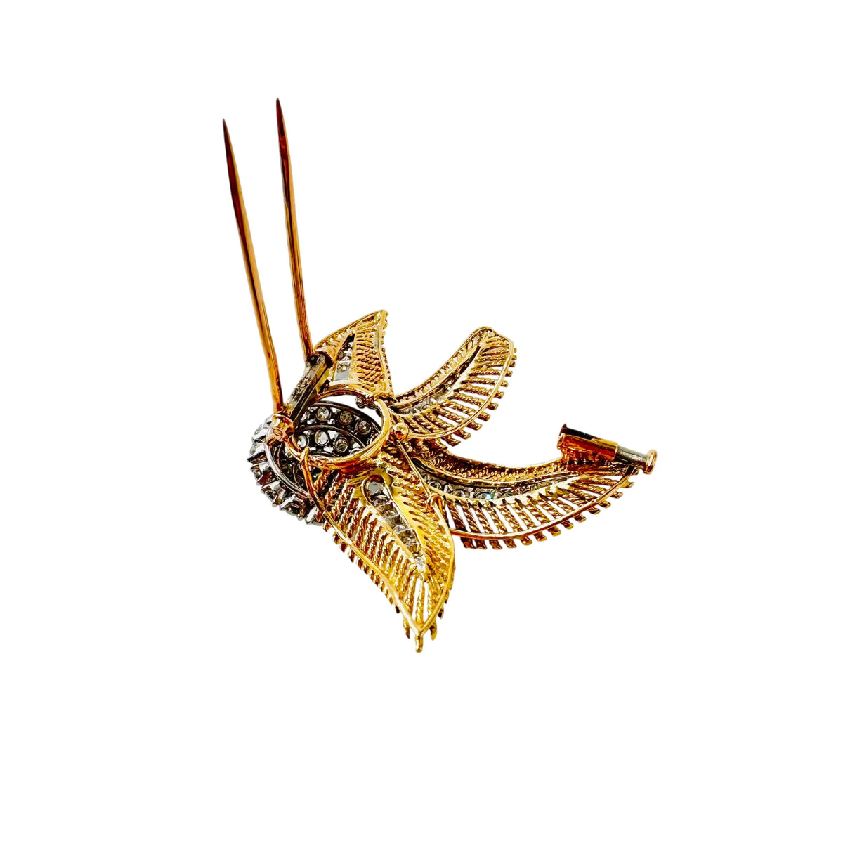 Broche BOUCHERON en or jaune et diamants