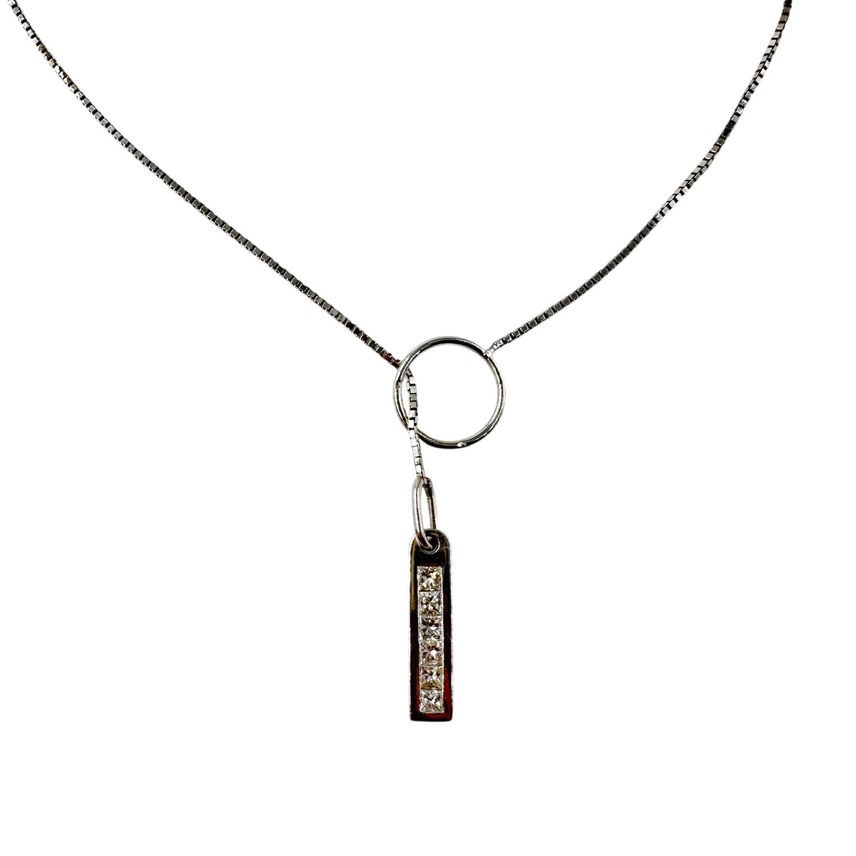 White Gold Necklace with Diamond Pendant