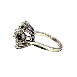 Marguerite Ring in White Gold and Diamonds