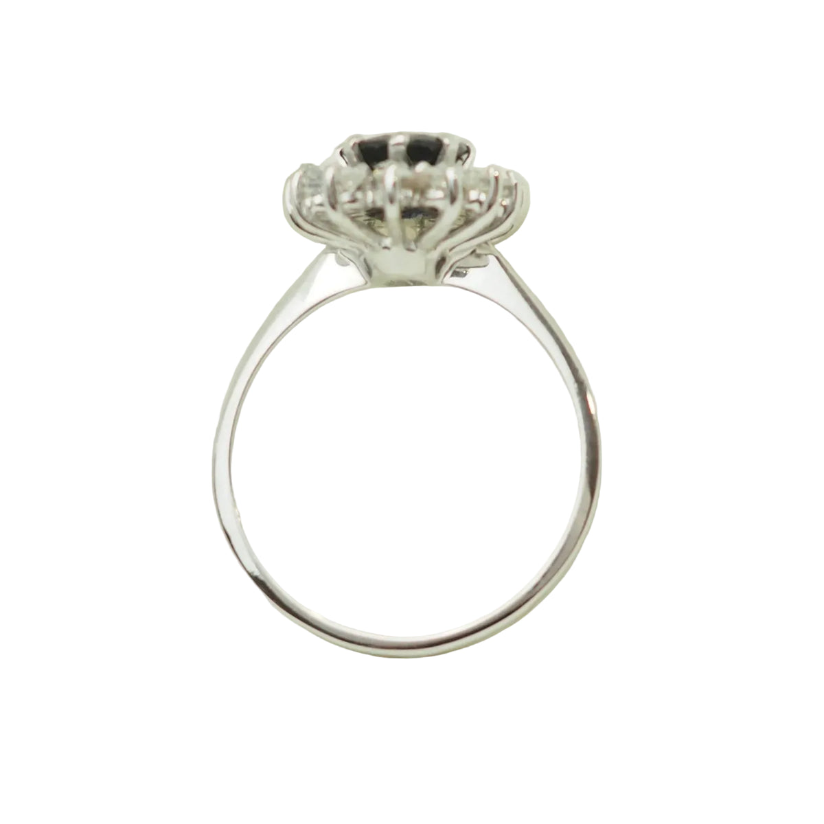 Marguerite Ring in White Gold, Sapphire, and Diamonds