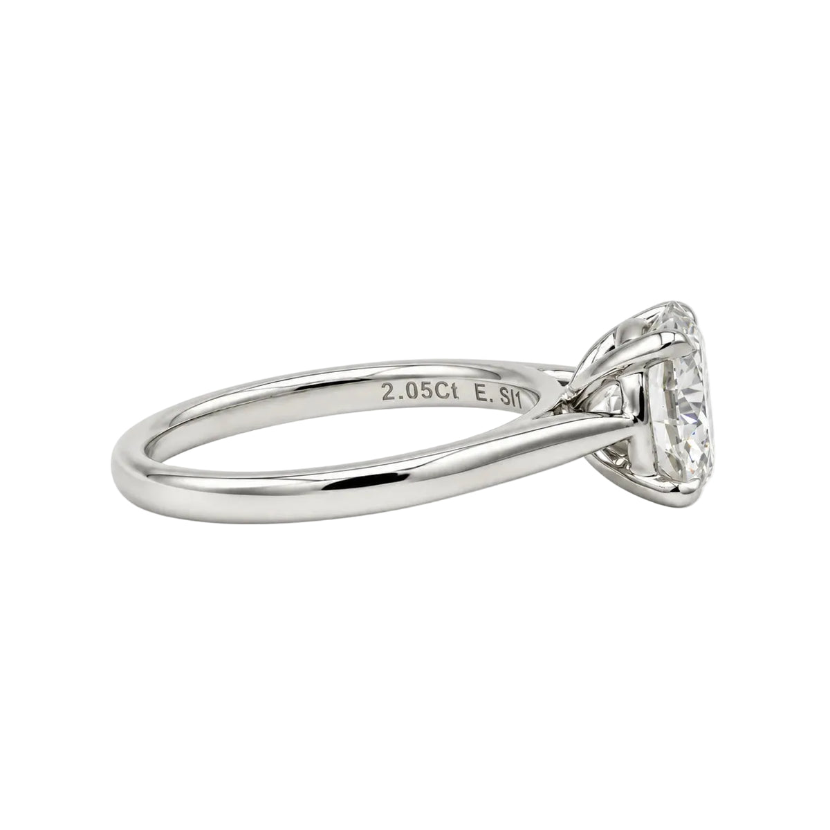 White Gold Solitaire Ring with Diamond