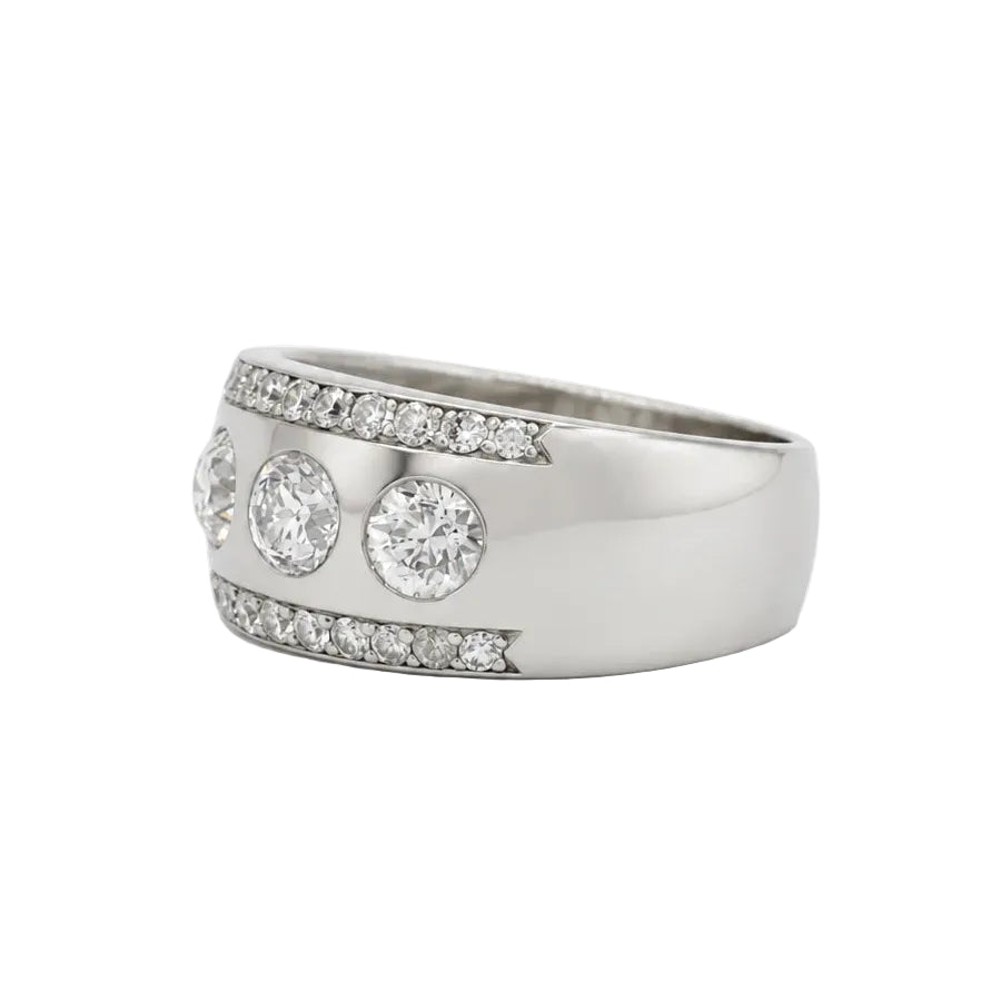 Trilogy Ring in Platinum and Diamonds