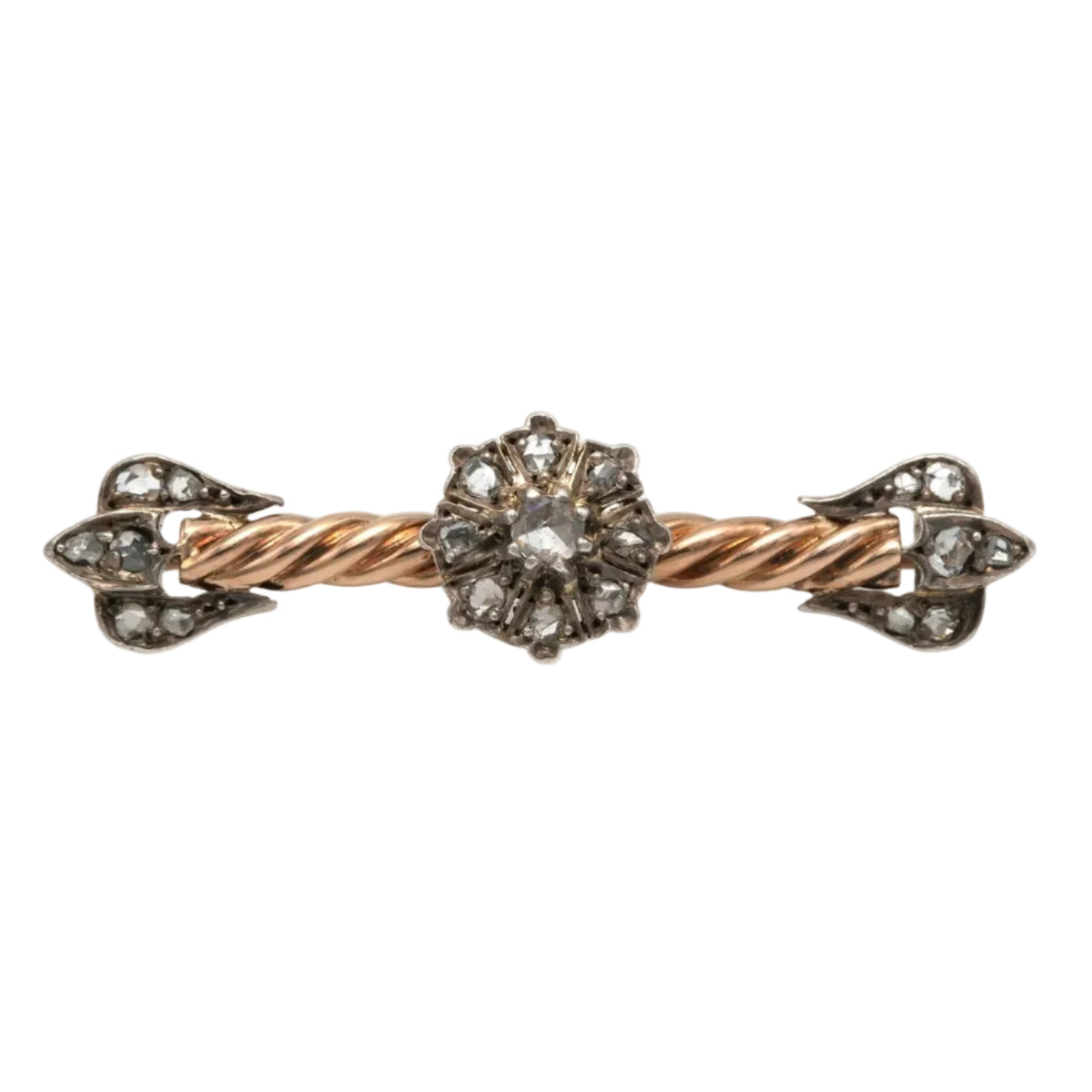 Brooch made of yellow gold, silver, and diamonds