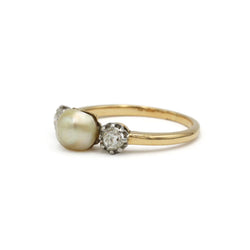 Trilogy Ring in Yellow Gold, Pearl, and Diamonds
