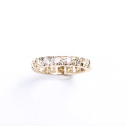 American Wedding Band in White Gold and Diamonds