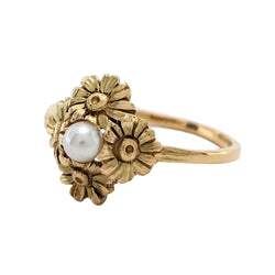 Yellow Gold and Pearl Ring