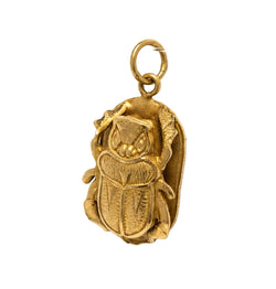 Yellow gold pendant