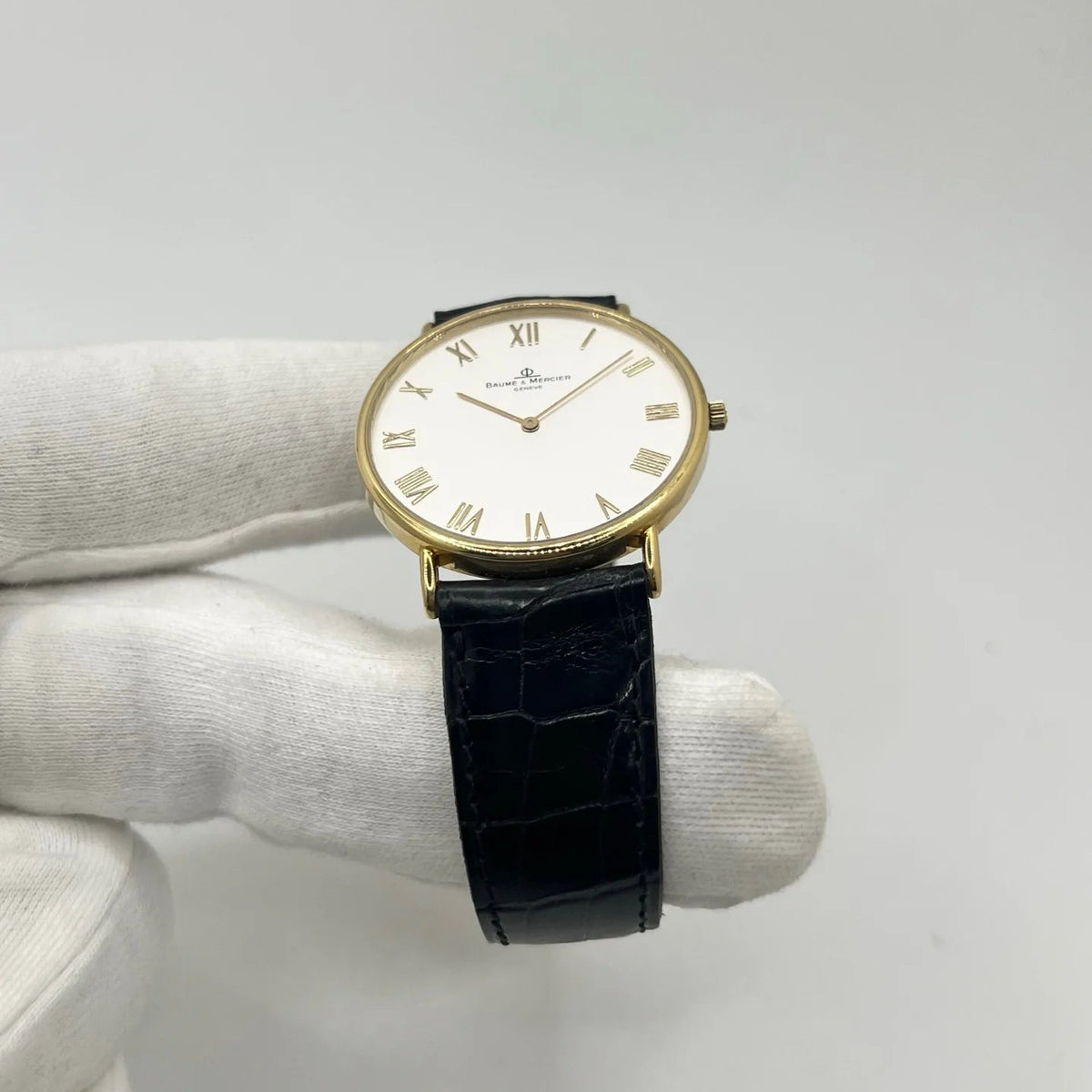 BAUME & MERCIER "Classima" Watch in Yellow gold, Stainless Steel, and Leather