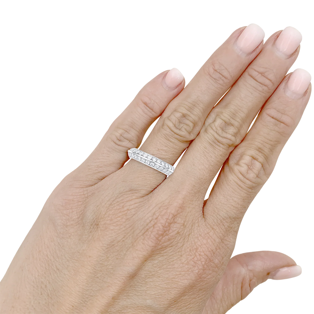 BOUCHERON "Éternelle" Wedding Band in white gold and diamonds