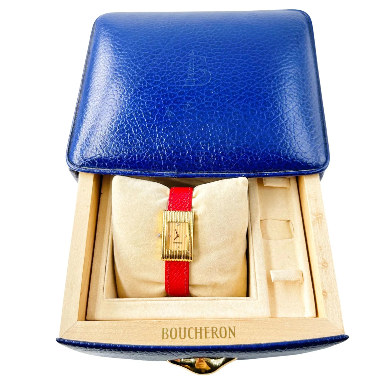 Montre BOUCHERON Reflet en or jaune, cuir et diamants