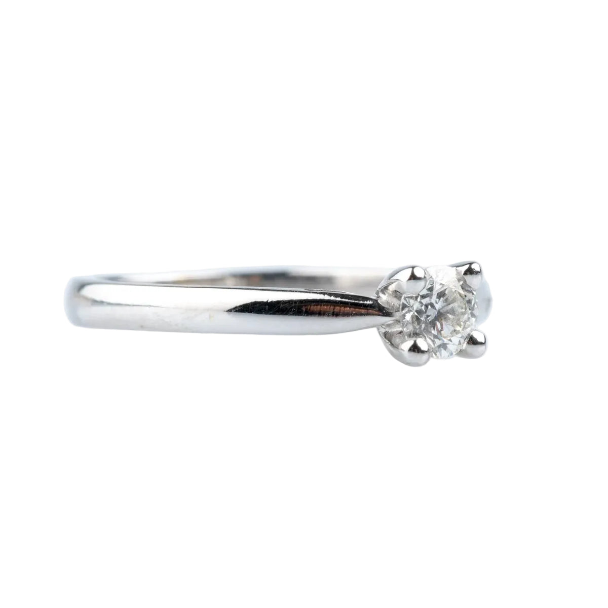 White Gold Solitaire Ring with Diamond