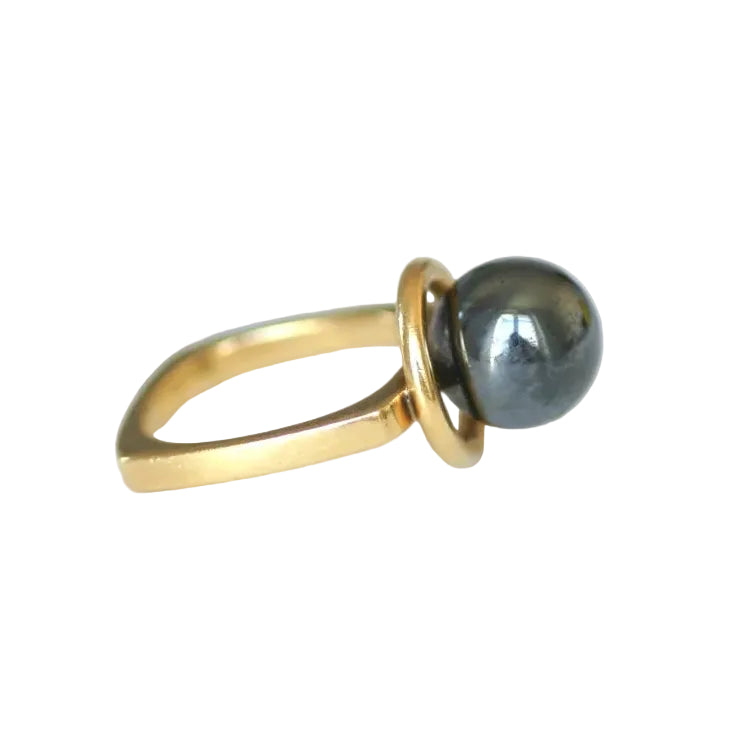 DINH VAN Solitaire Ring in yellow gold and hematite