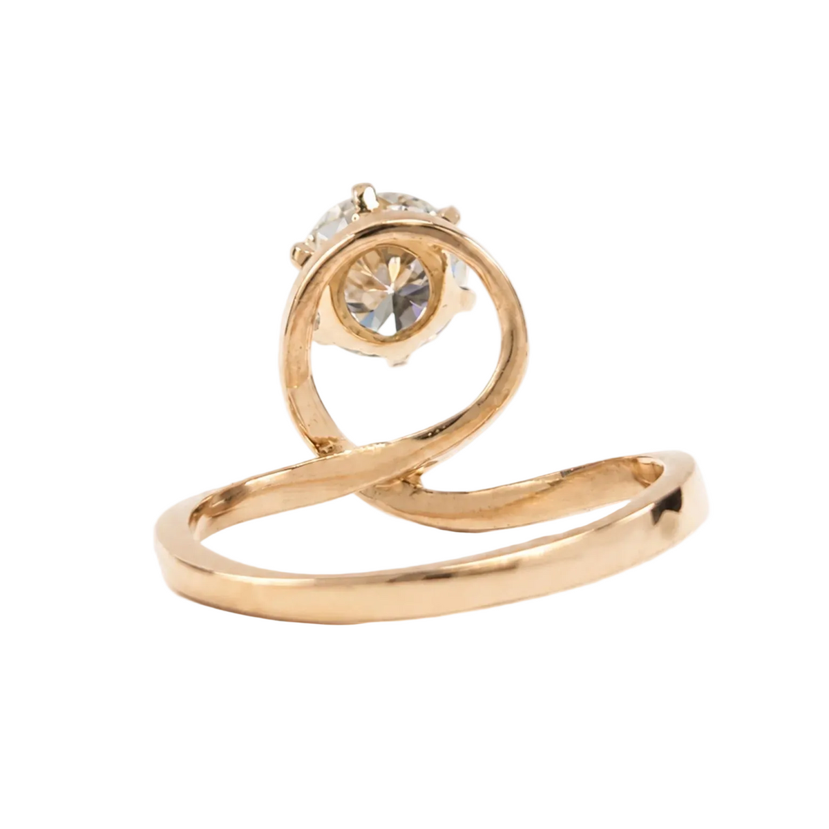 Yellow Gold Solitaire Ring with Diamond