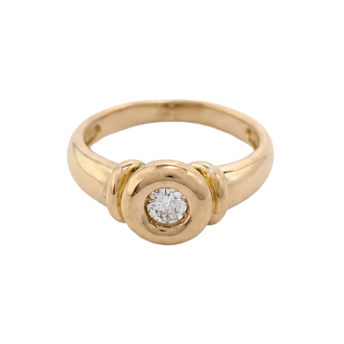 Yellow Gold Solitaire Ring with Diamond