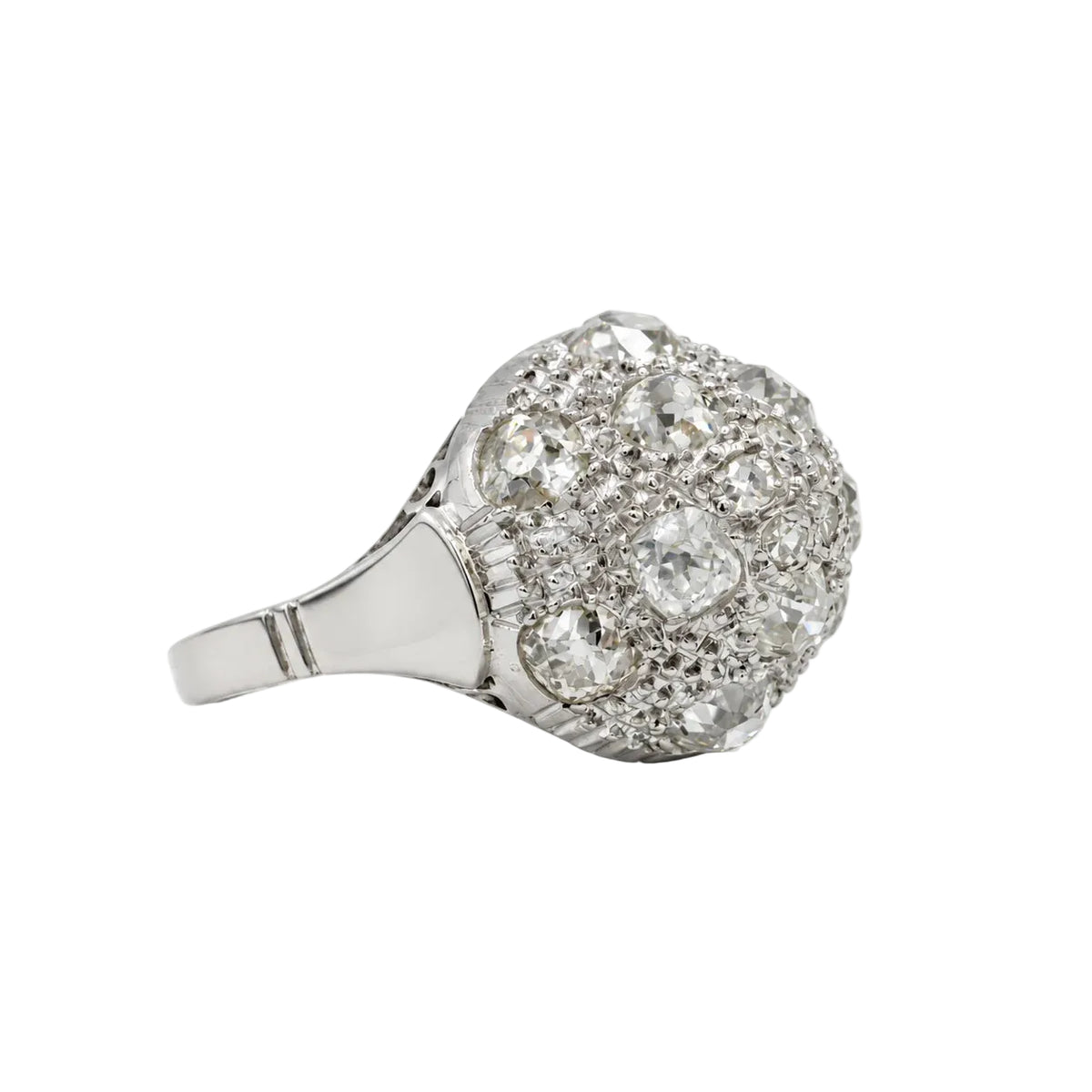 "Dôme" Ring in White Gold, Platinum, and Diamonds