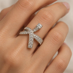 Bague A.ROURE en or blanc et diamants