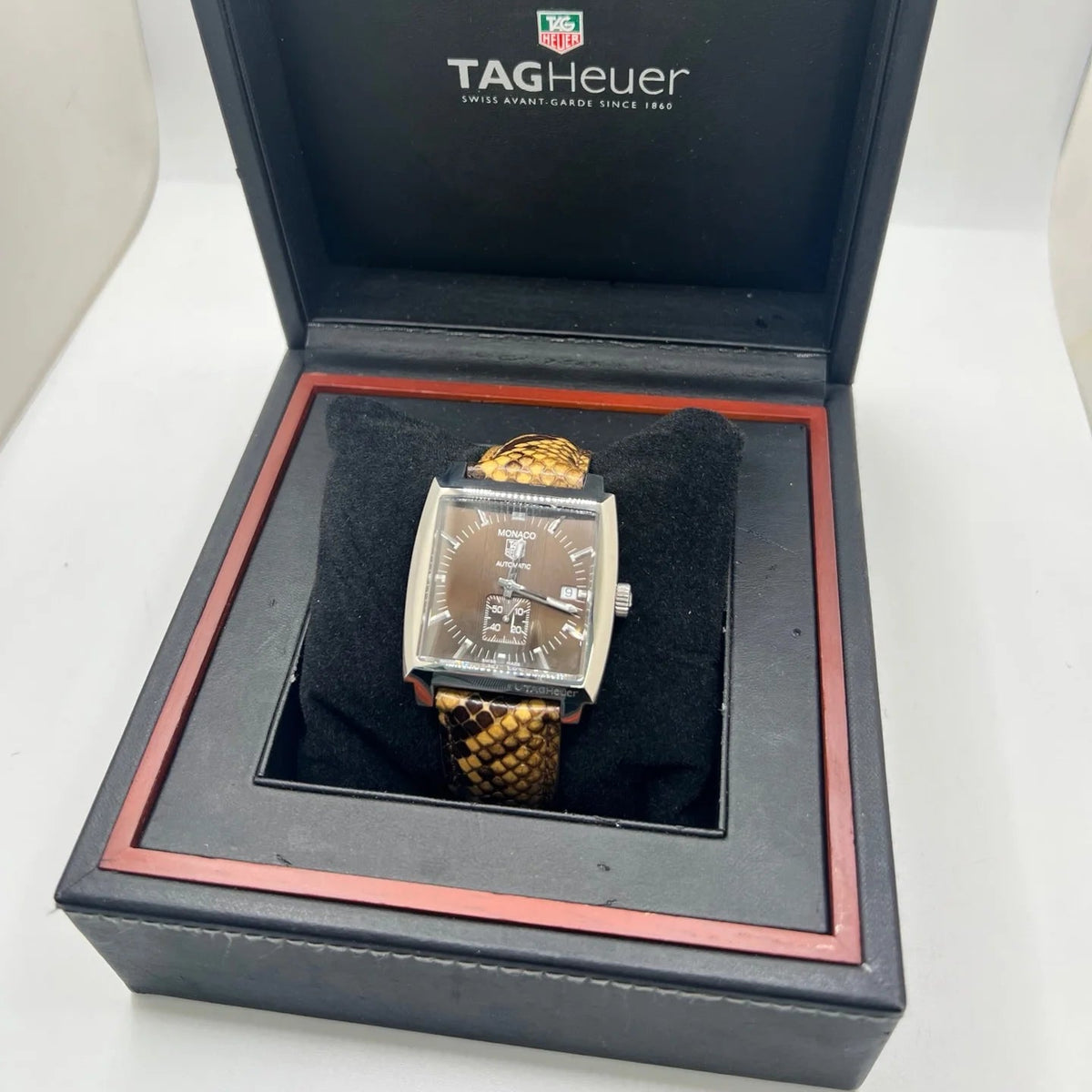 TAG HEUER "Monaco Calibre 6" Watch in Stainless Steel and Leather