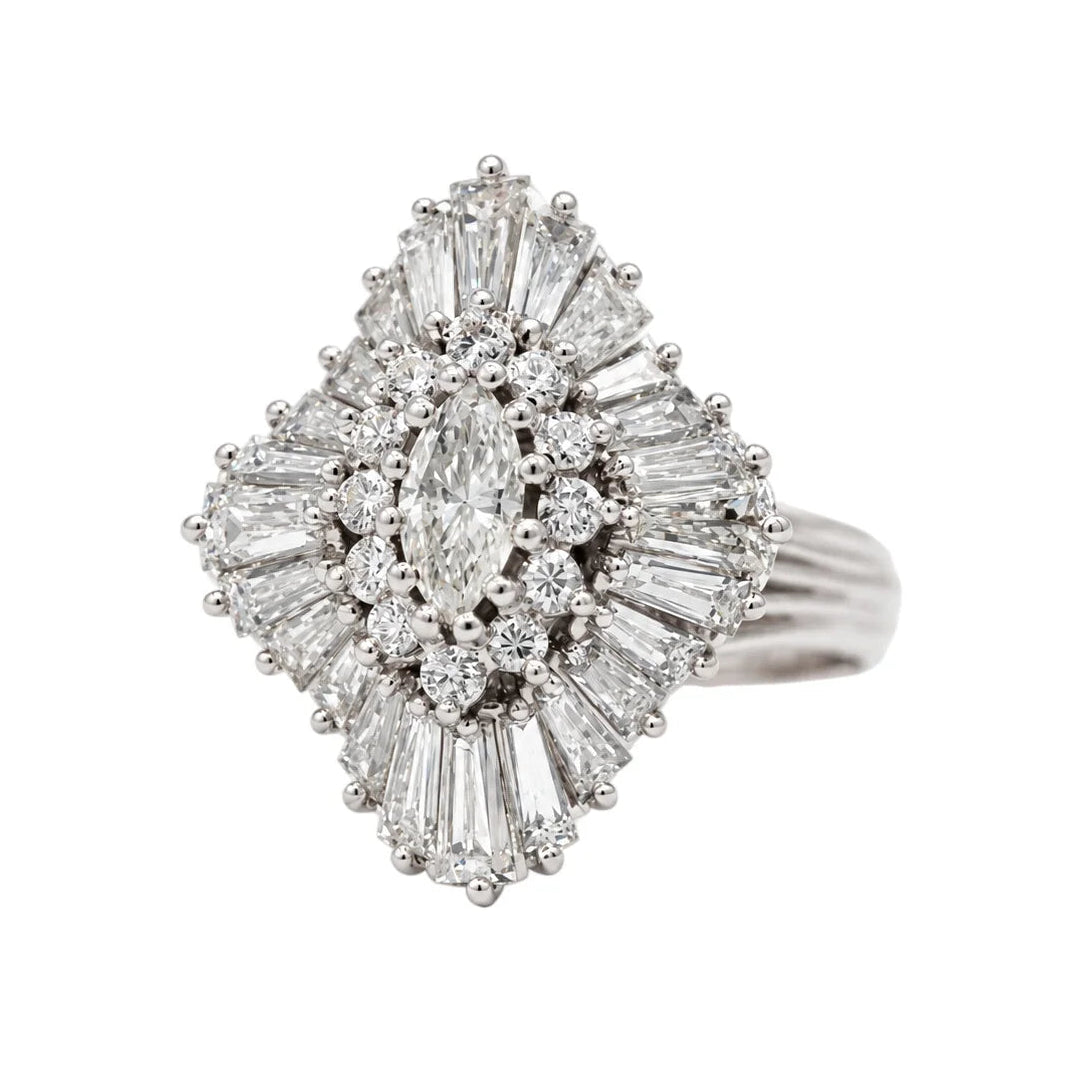Bague Cocktail en platine et diamants