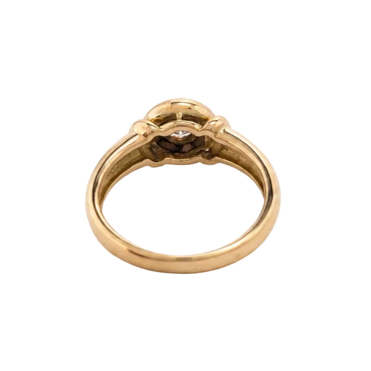 Yellow Gold Solitaire Ring with Diamond
