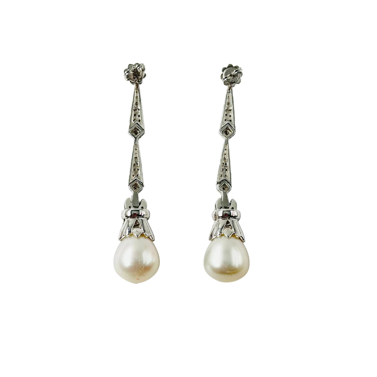 White Gold Drop Earrings with Pearls and Diamonds
