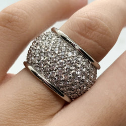 Bague Dôme en or blanc et diamants