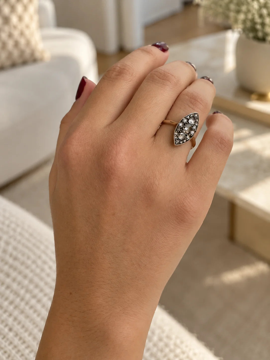 Marquise Ring in Yellow Gold and Diamonds