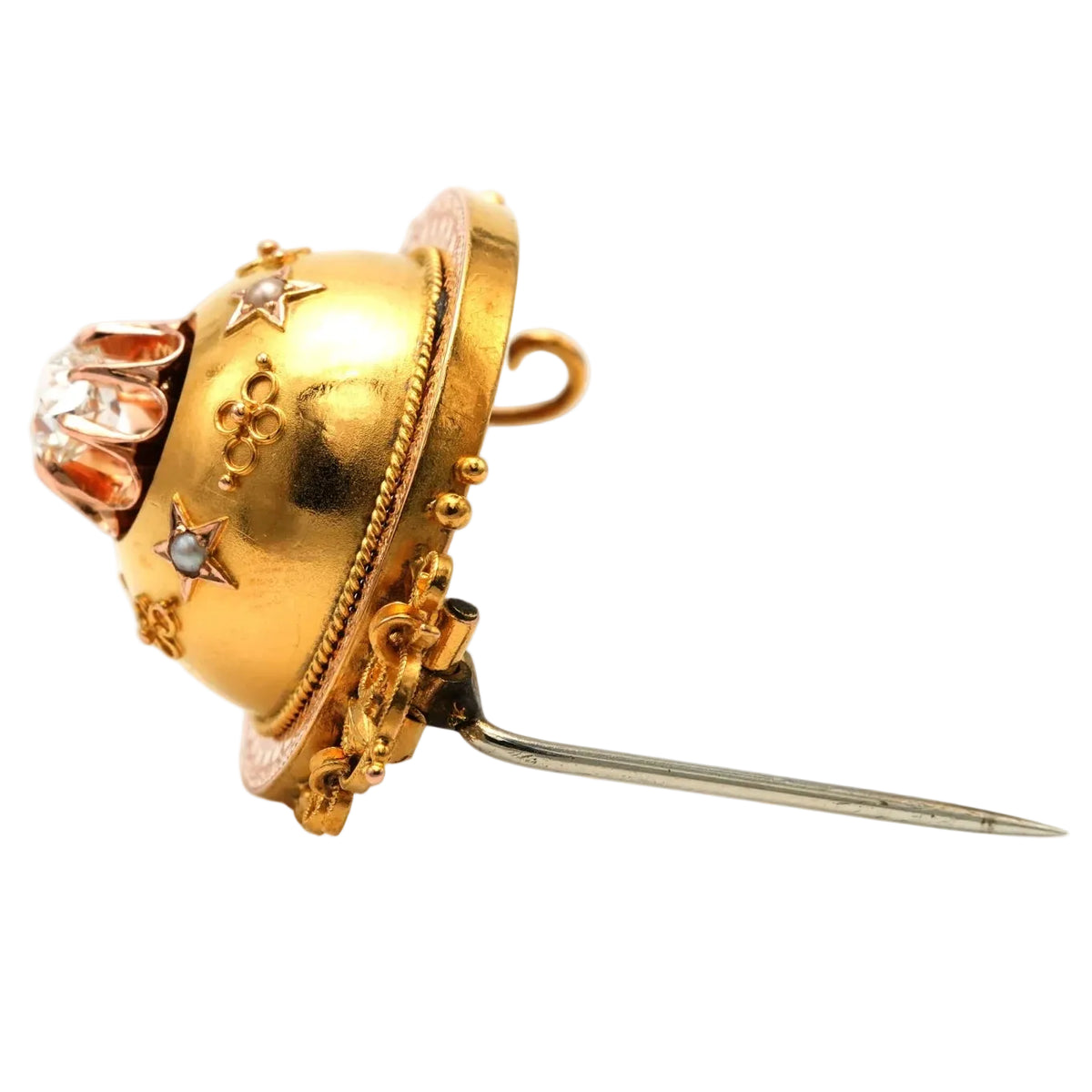 Yellow Gold Brooch with Pearls and a Diamond