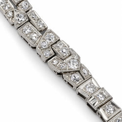 Art Deco watch in platinum and diamonds
