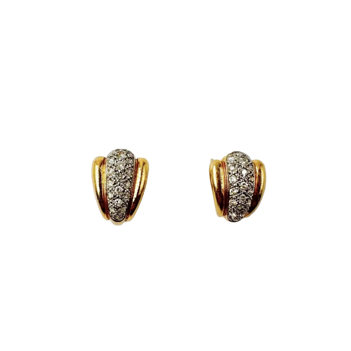 Earrings in white gold, yellow gold, and diamonds