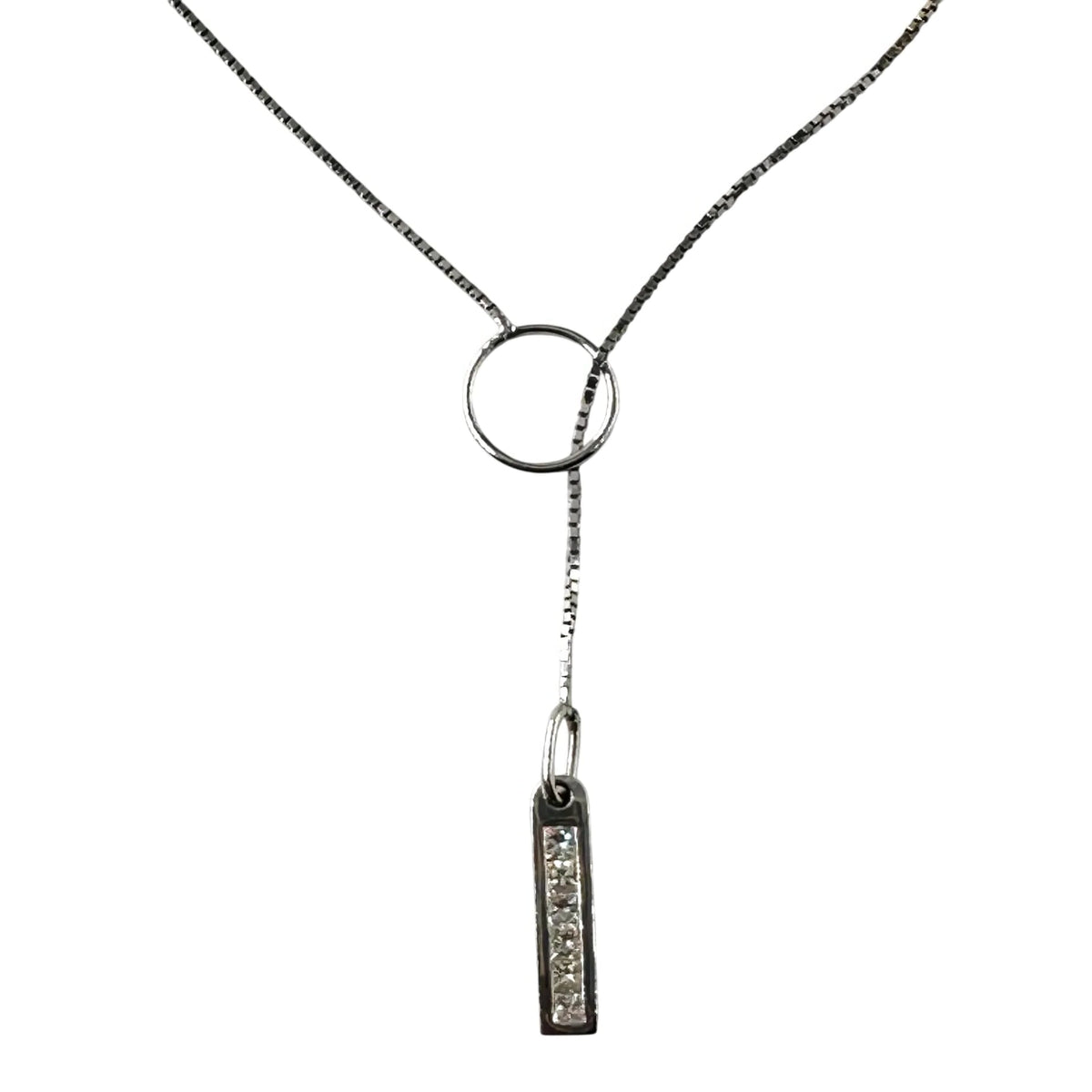White Gold Necklace with Diamond Pendant