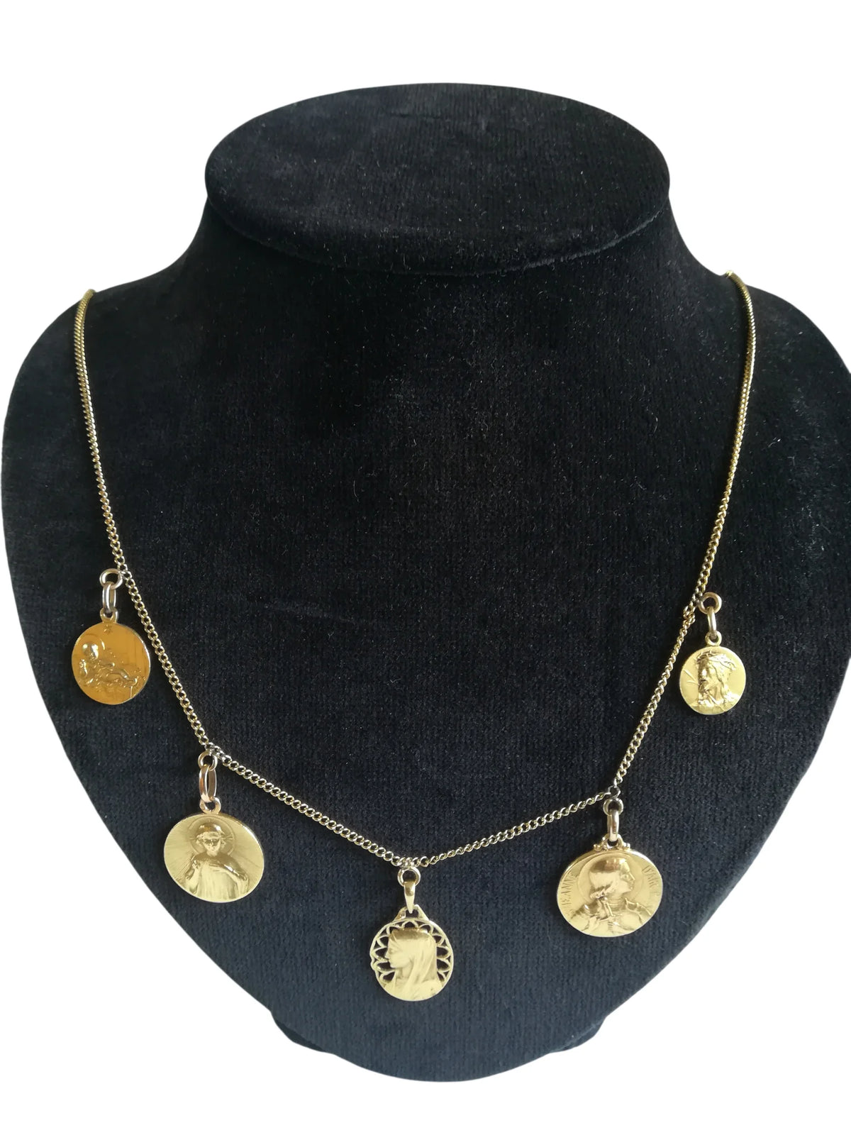 Yellow gold Necklace with 5 Medals
