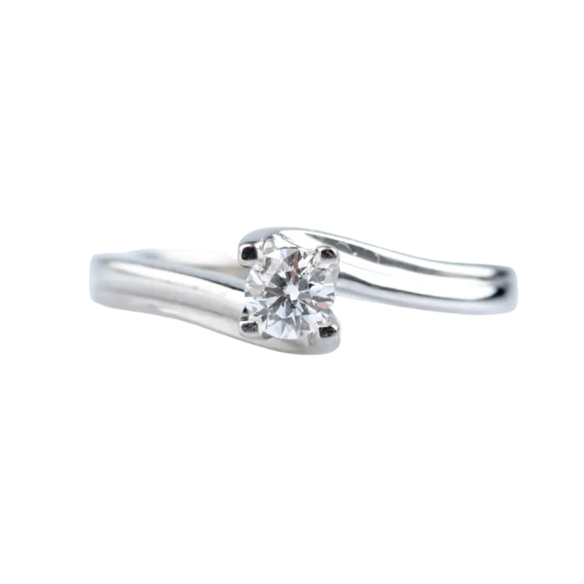 White Gold Solitaire Ring with Diamond