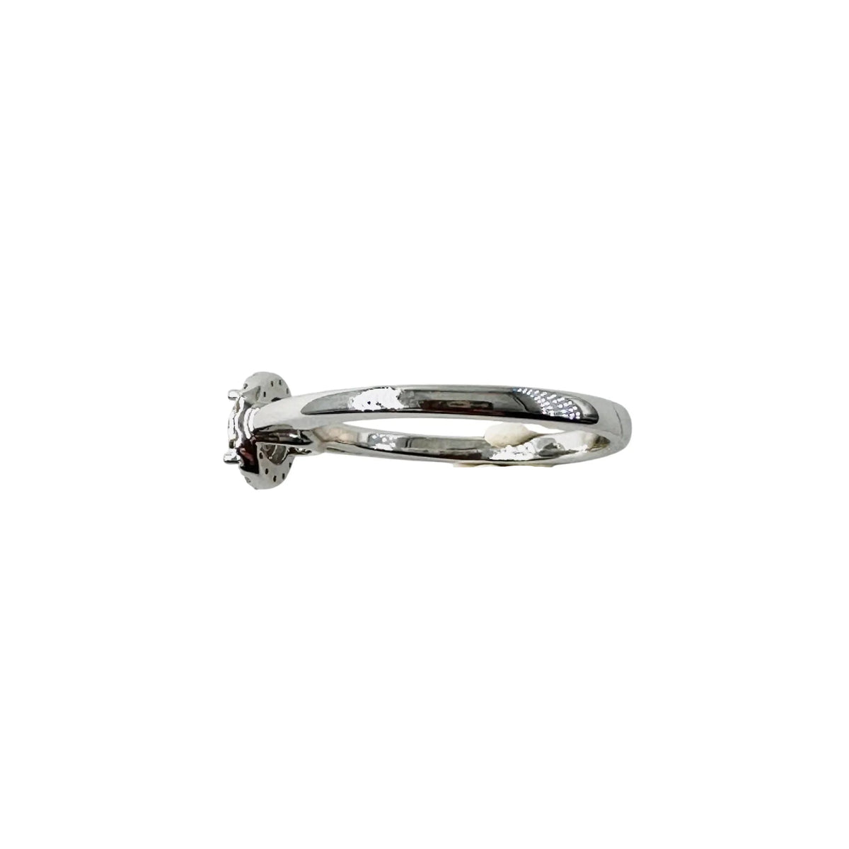 JULIETTE Solitaire Ring in White Gold and Diamonds