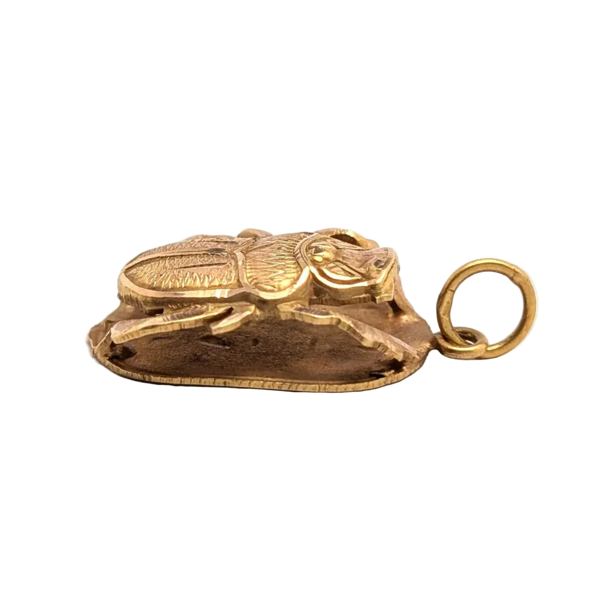 Yellow gold pendant