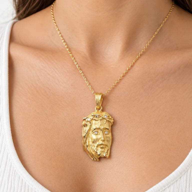 Pendentif en or jaune et diamants