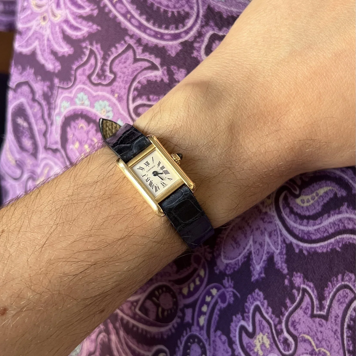 Montre CARTIER Tank Louis Cartier Mini en or jaune, acier et cuir