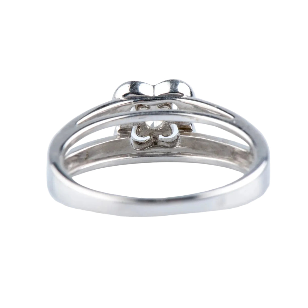 MAUBOUSSIN "Moi aime toi" Entourage Ring in white gold and diamonds