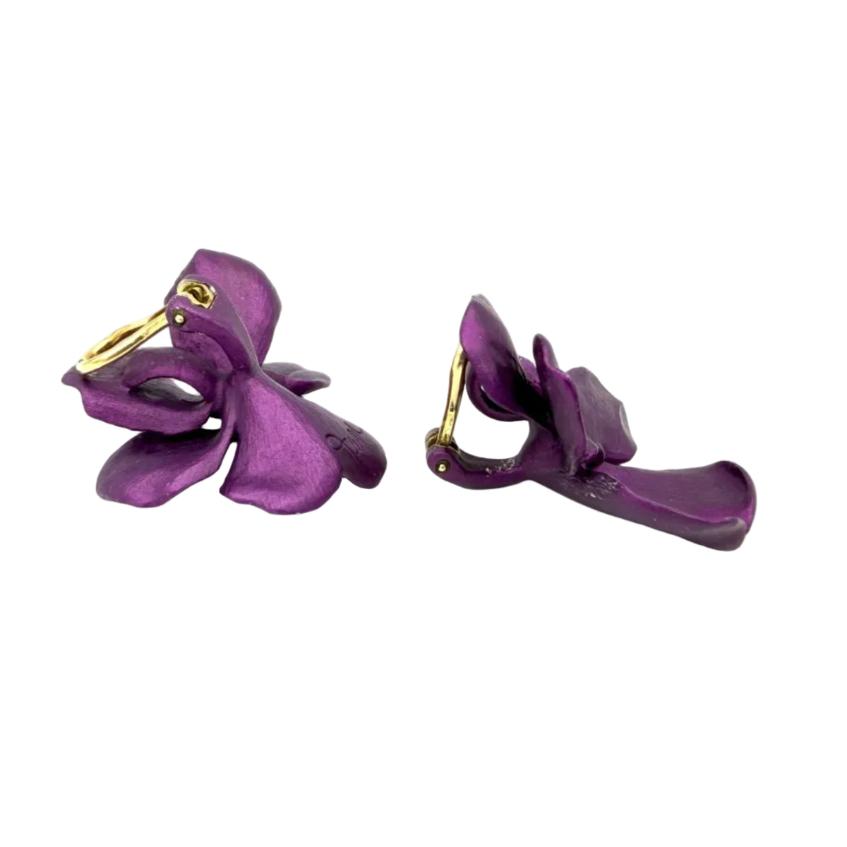 JAR "Pansy" Clip-On Earrings in Yellow Gold and Aluminum