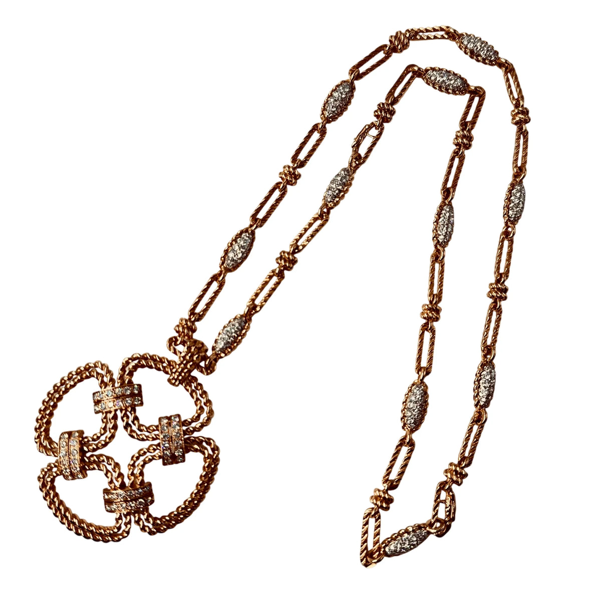 Necklace - FRED pendant in yellow gold and diamonds