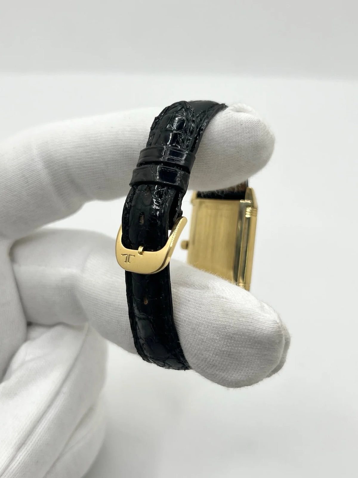 JAEGER-LECOULTRE "Reverso Lady" Watch in Yellow Gold and Leather