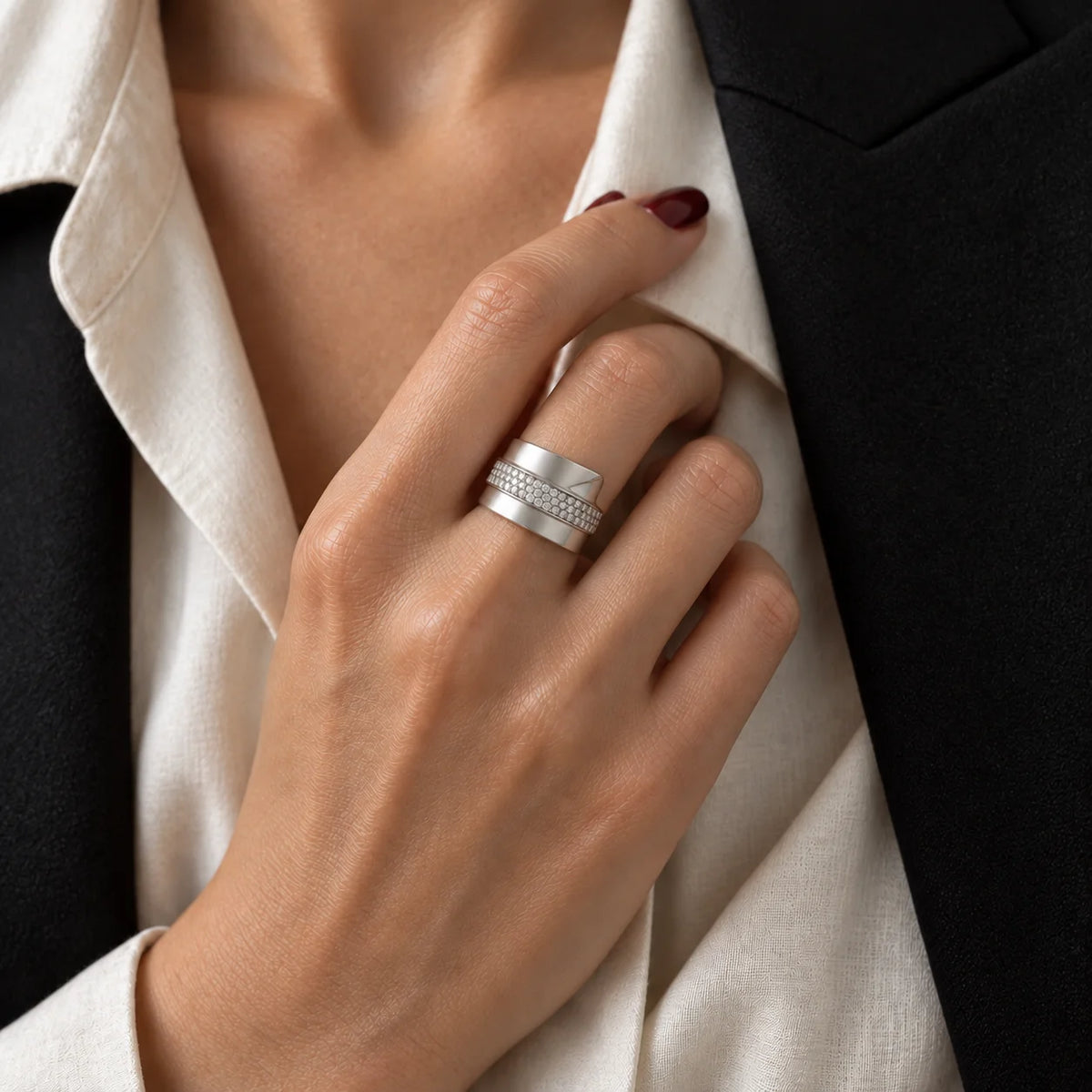Bague Bandeau en or blanc et diamants