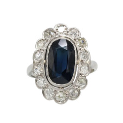 Pompadour Ring in platinum, sapphire, and diamonds