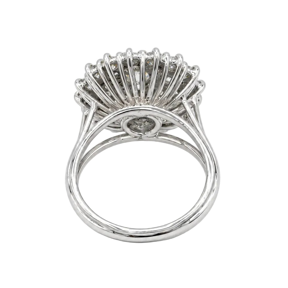 Marguerite Ring in White Gold and Diamonds