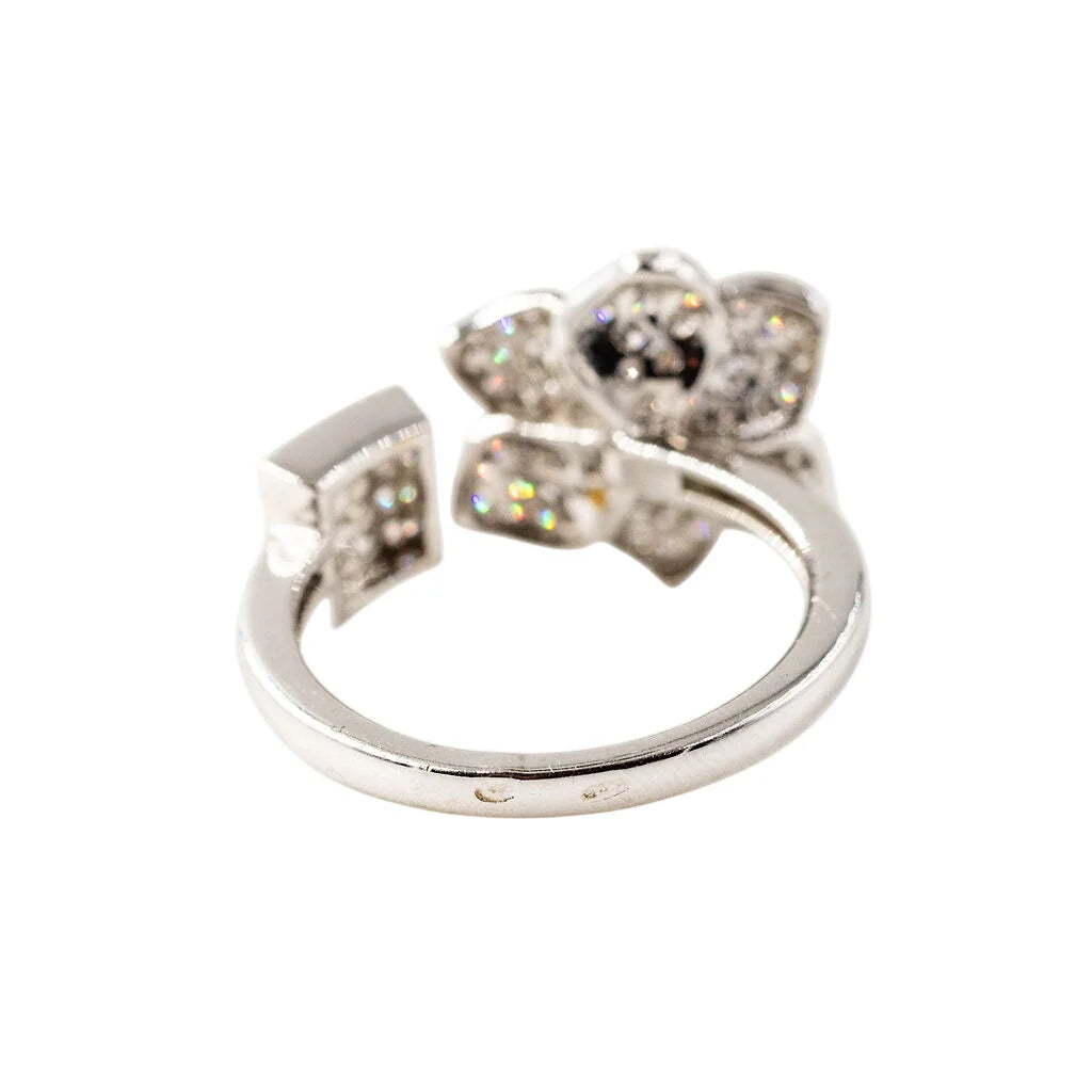 White Gold Flower Ring with Diamonds