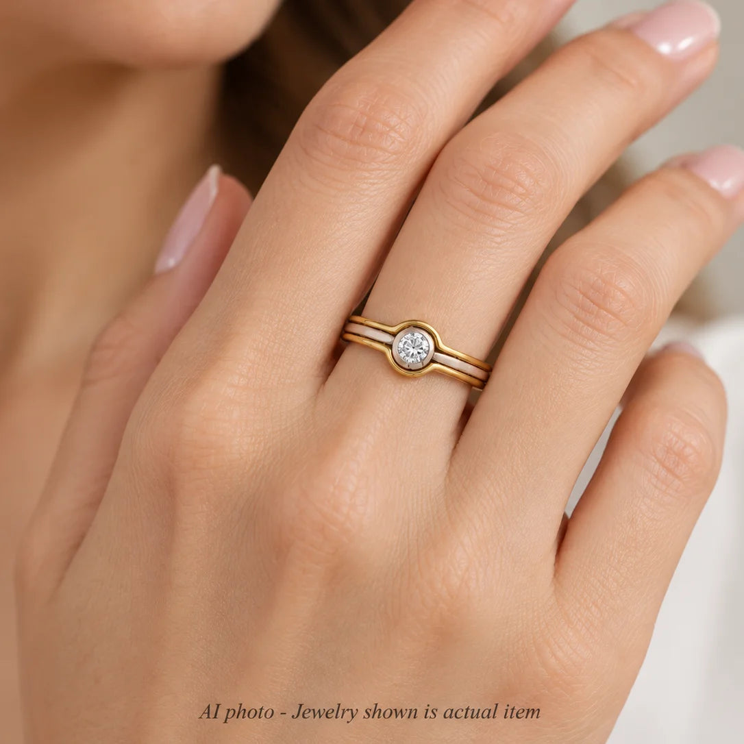 Solitaire Ring in Yellow gold, Rose gold, and Diamond