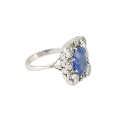 Bague Entourage en or blanc, platine, saphir et diamants