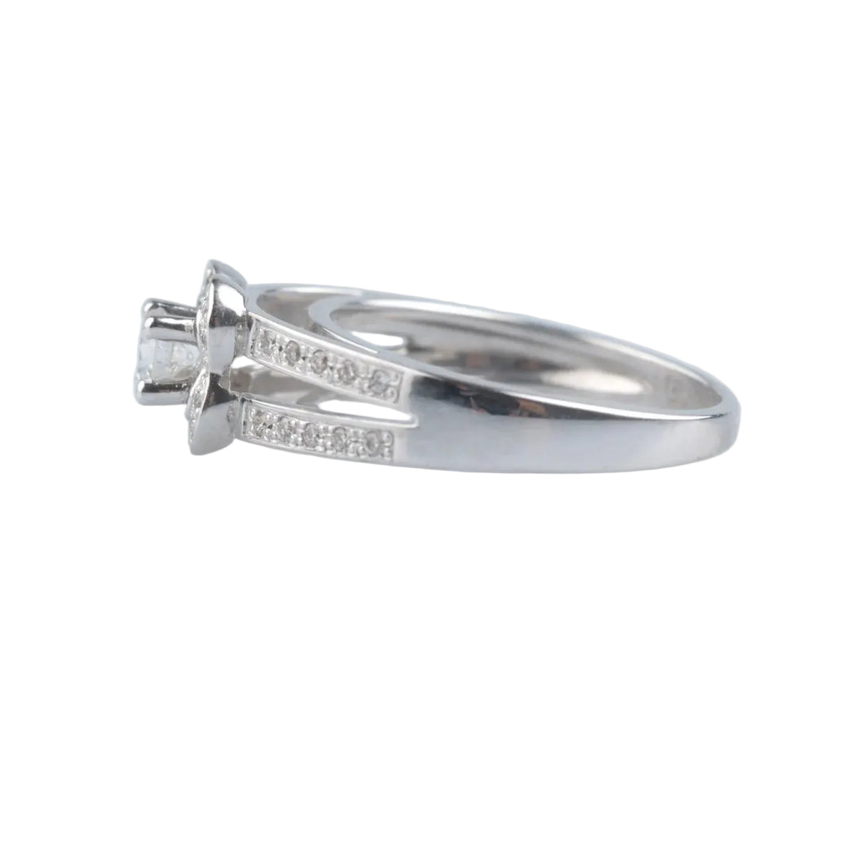 MAUBOUSSIN "Moi aime toi" Entourage Ring in white gold and diamonds